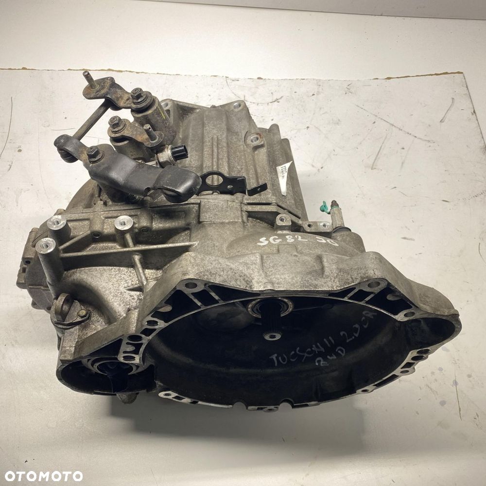 SKRZYNIA BIEGÓW HYUNDAI TUCSON II 2.0 CRDI SG82 JB 2WD 15- - 1
