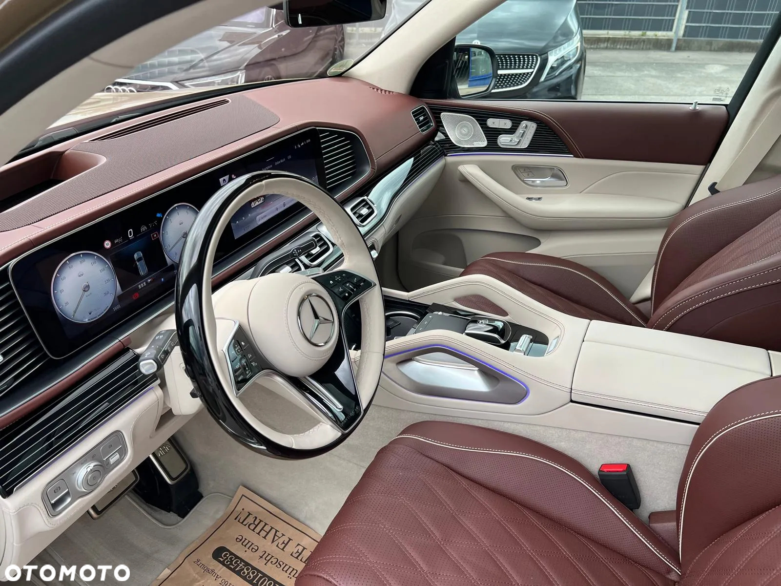 Mercedes-Benz GLS Maybach 600 4Matic 9G-TRONIC - 13