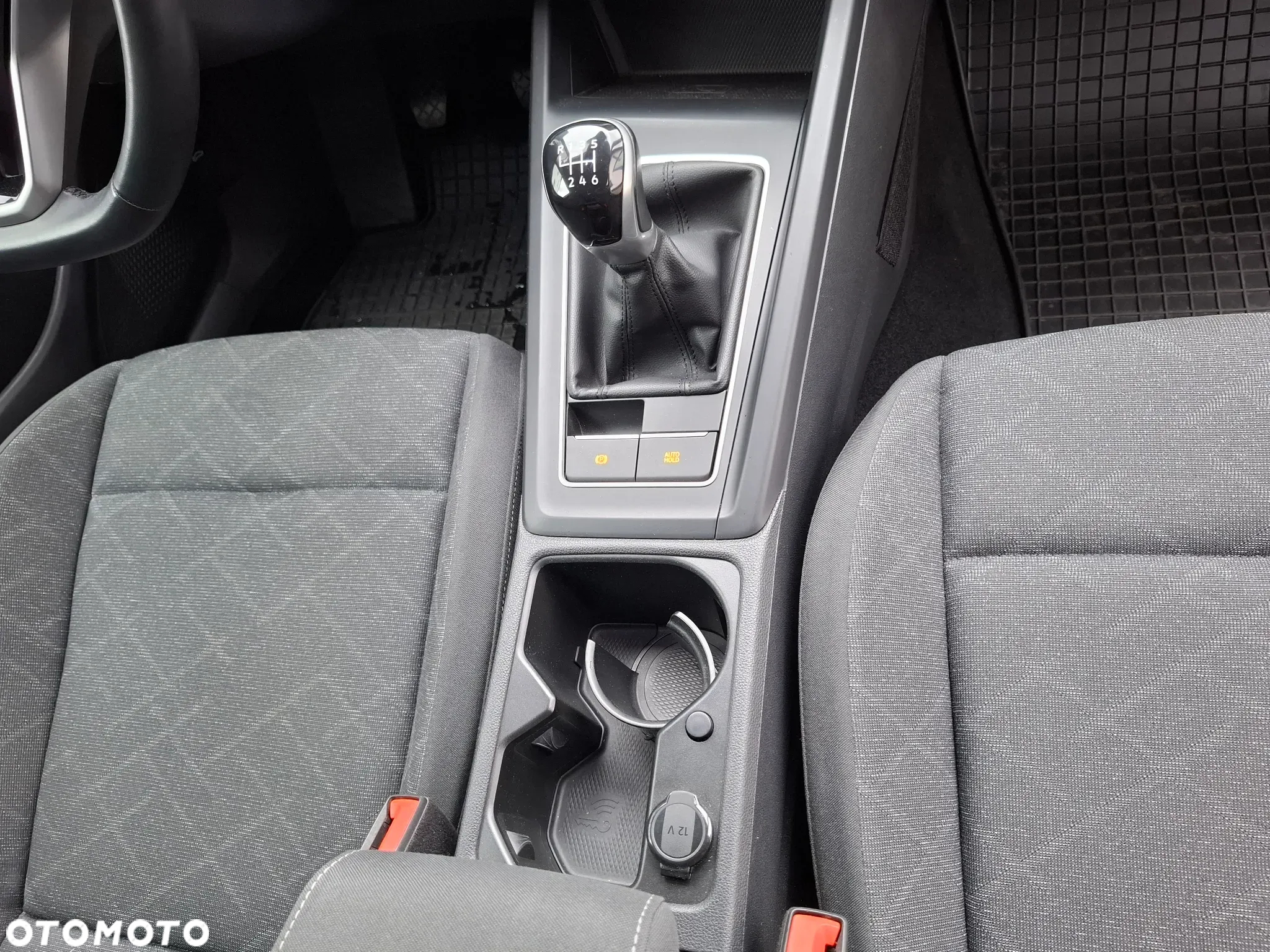 Volkswagen Golf VIII 2.0 TDI Life - 20