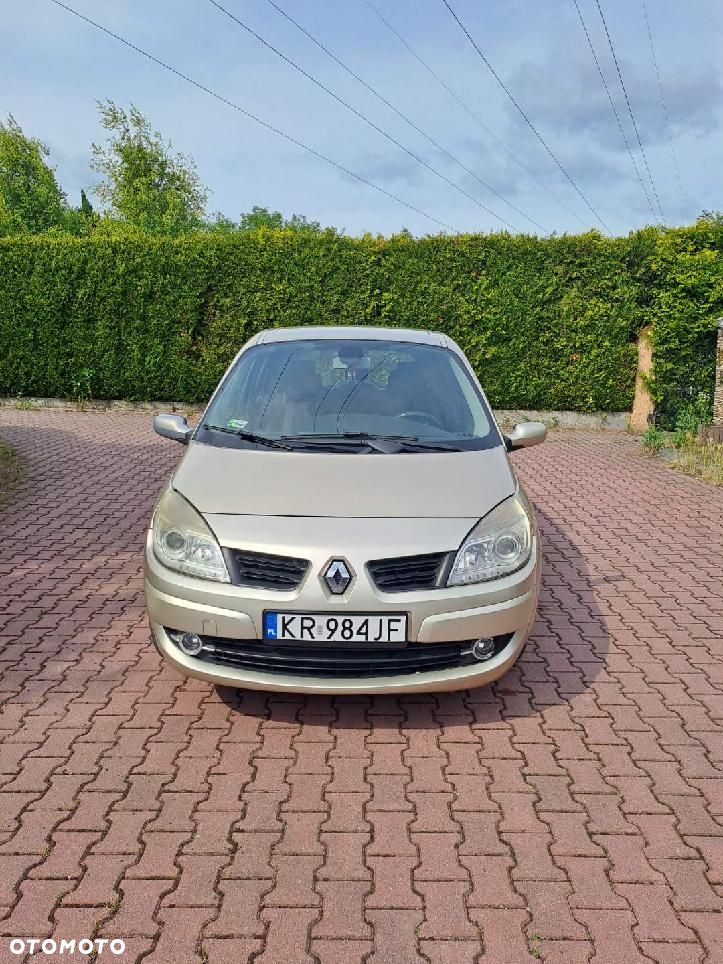 Renault Scenic 1.5 dCi Alize - 2