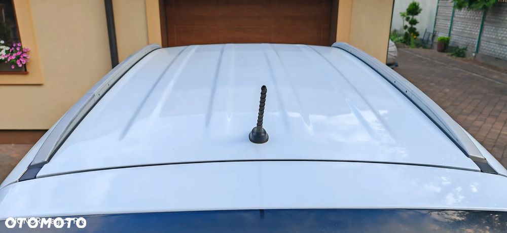 Kia Sportage 1.7 CRDI 2WD Dream-Team Edition - 16