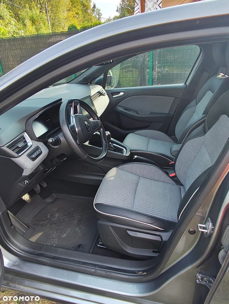 Renault Clio 1.0 TCe Techno - 6