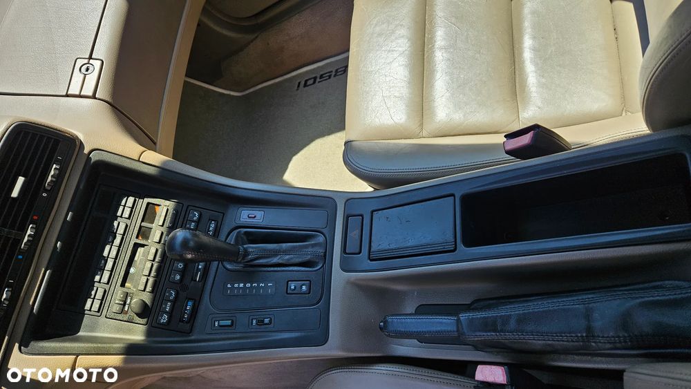 BMW Seria 8 - 11