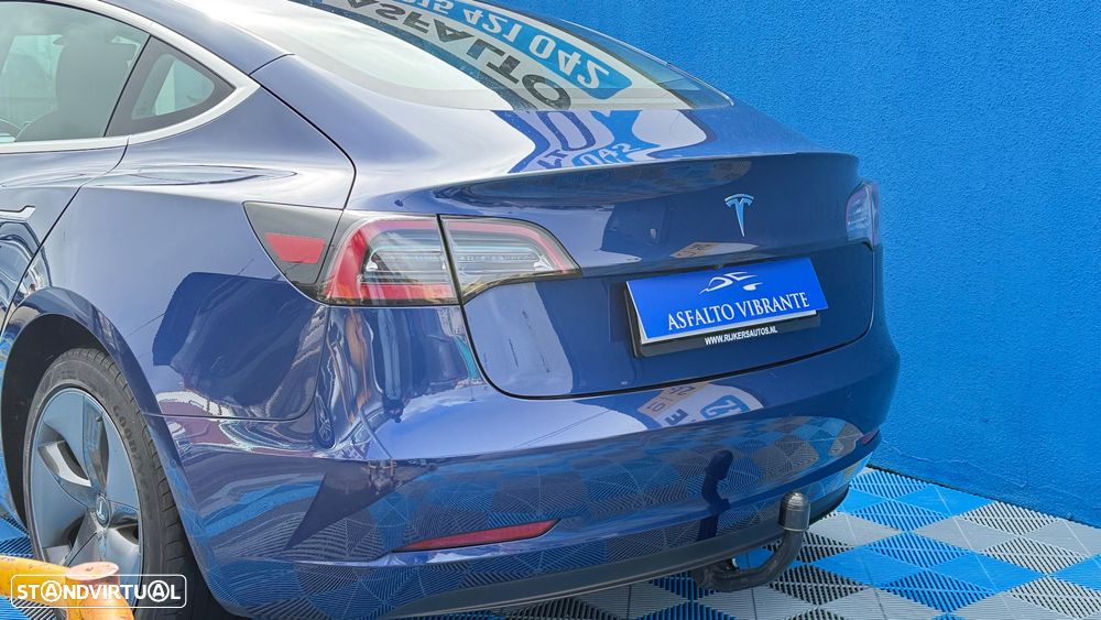 Tesla Model 3 Standard Range Plus RWD - 11