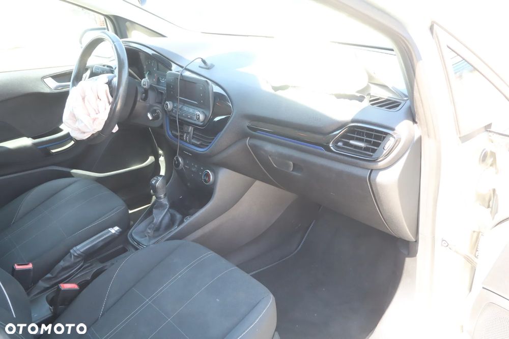 Ford Fiesta 1.1 Trend - 11