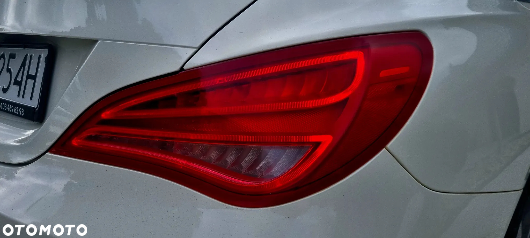Mercedes-Benz CLA Shooting Brake 180 - 20