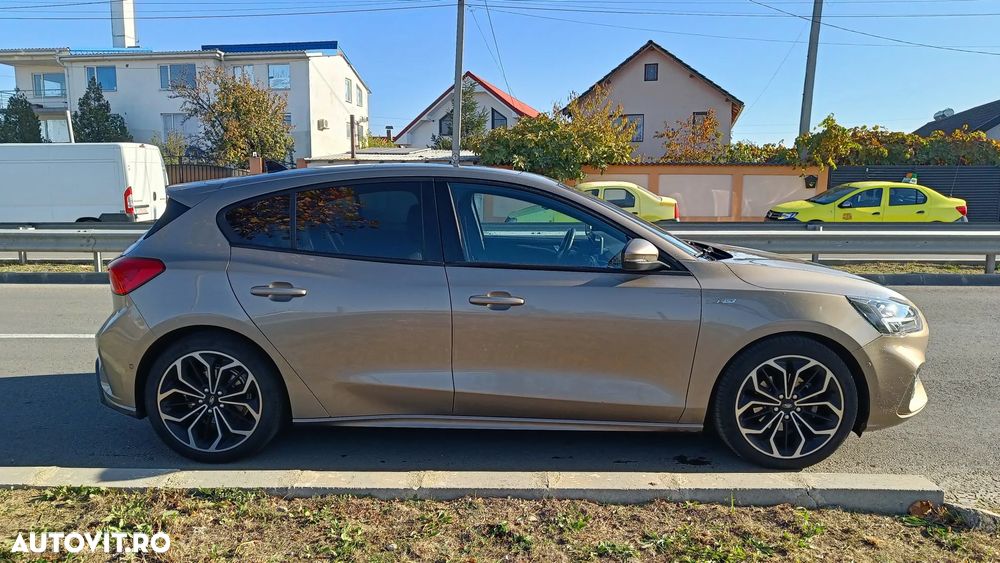 Ford Focus - 3