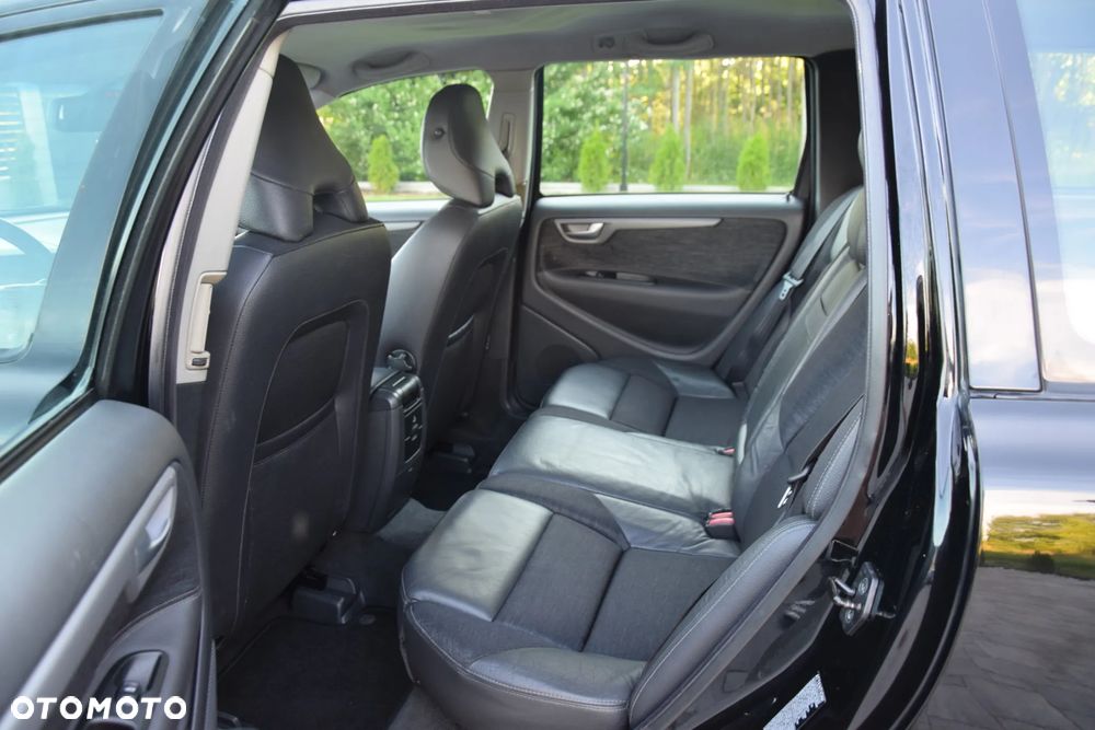 Volvo V70 2.4 Kinetic - 23