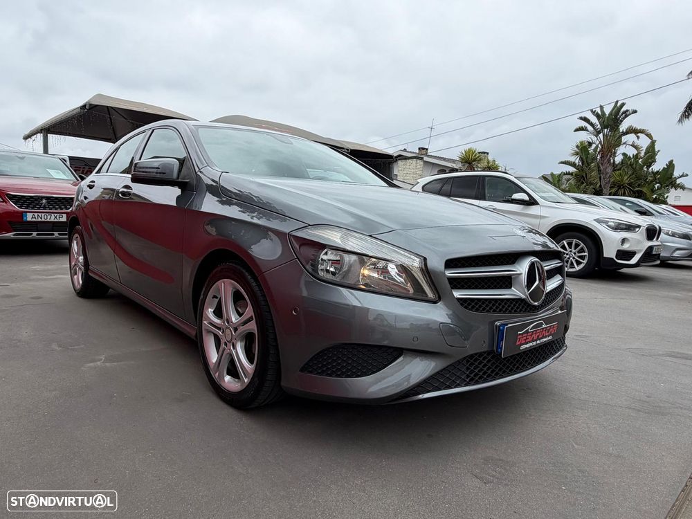 Mercedes-Benz A 180 CDI BlueEFFICIENCY - 11