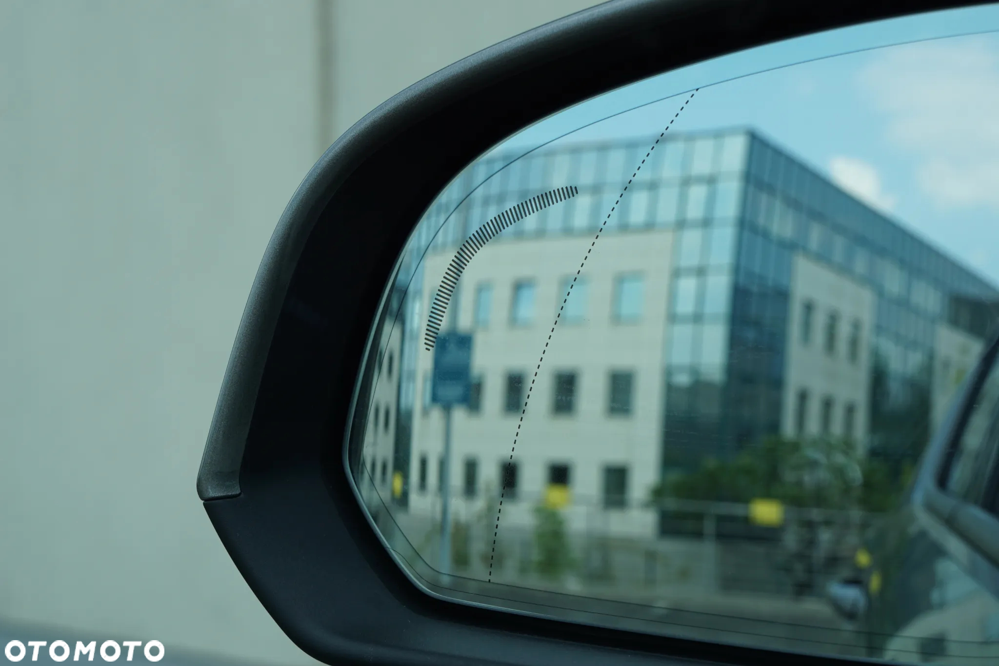 Volvo XC 40 T3 Momentum - 32