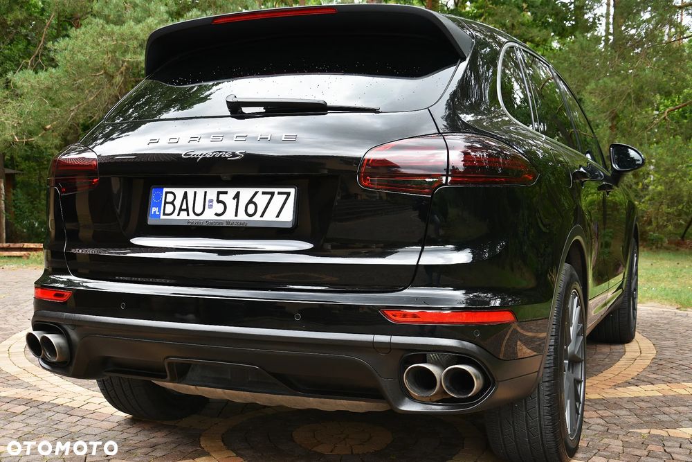 Porsche Cayenne S - 25