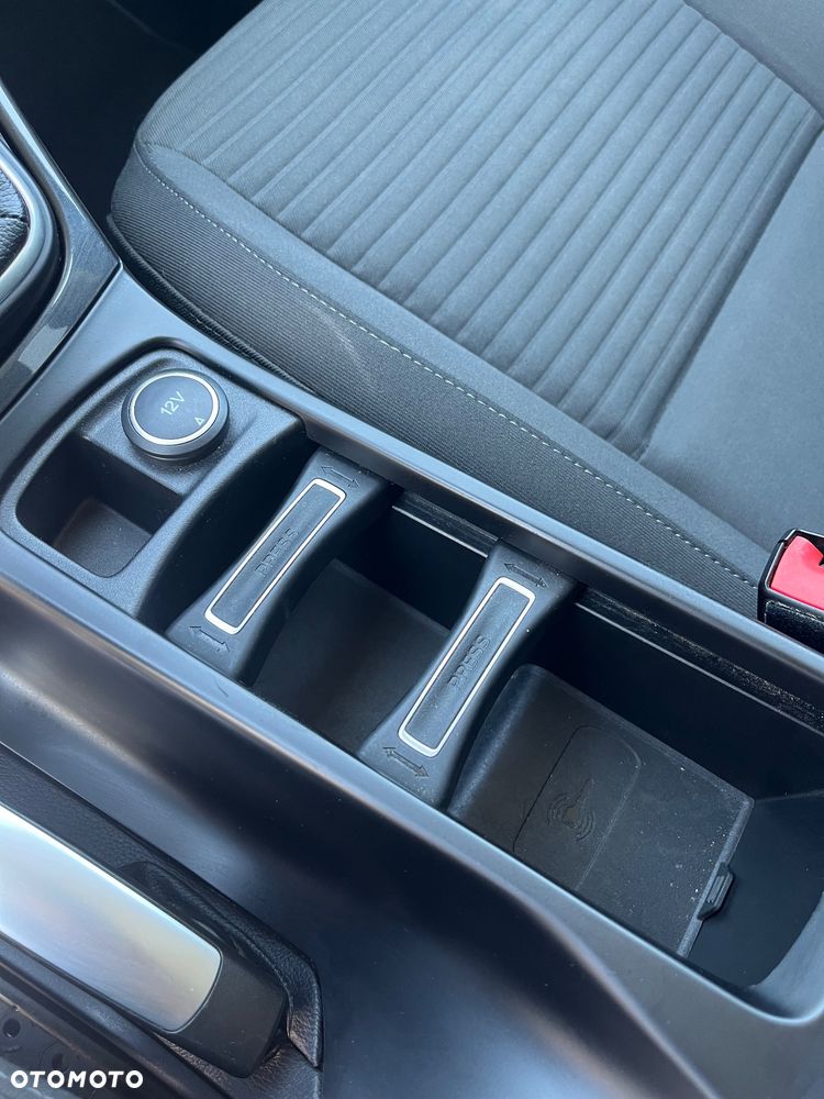 Ford C-MAX 1.0 EcoBoost Titanium ASS - 29