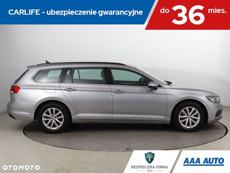 Volkswagen Passat Variant - 8