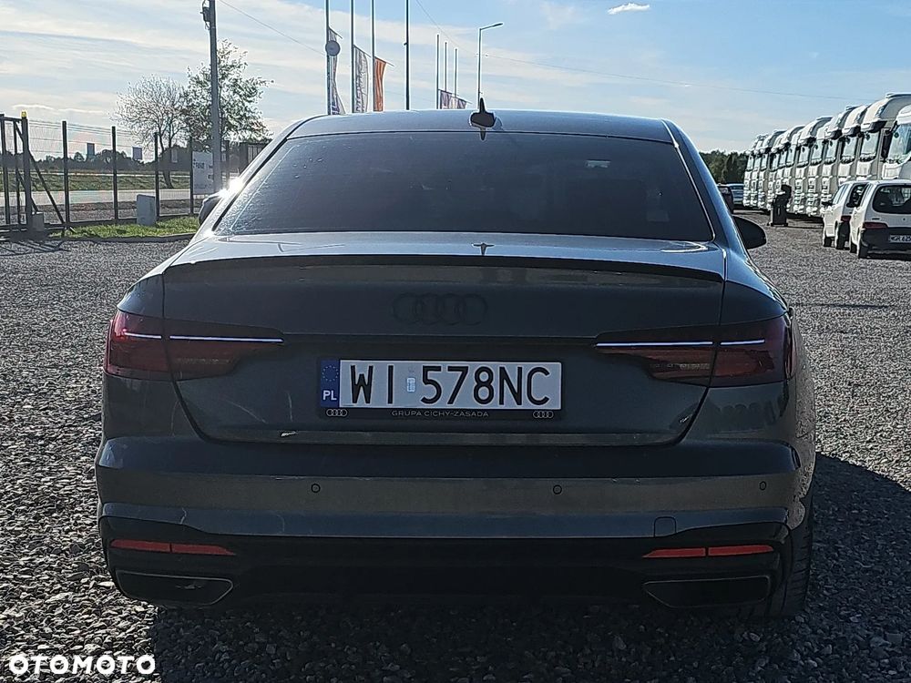 Audi A4 Limousine - 6