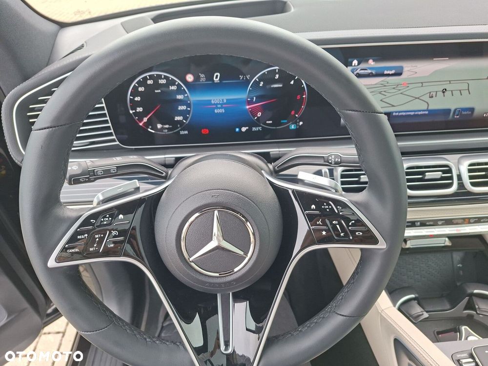 Mercedes-Benz GLE 300 d mHEV 4-Matic AMG Line - 11