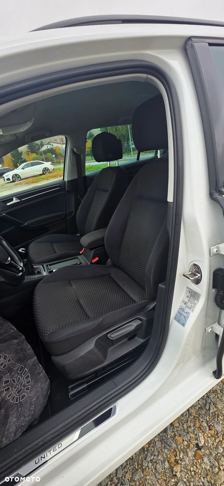 Volkswagen Golf 2.0 TDI SCR United - 24