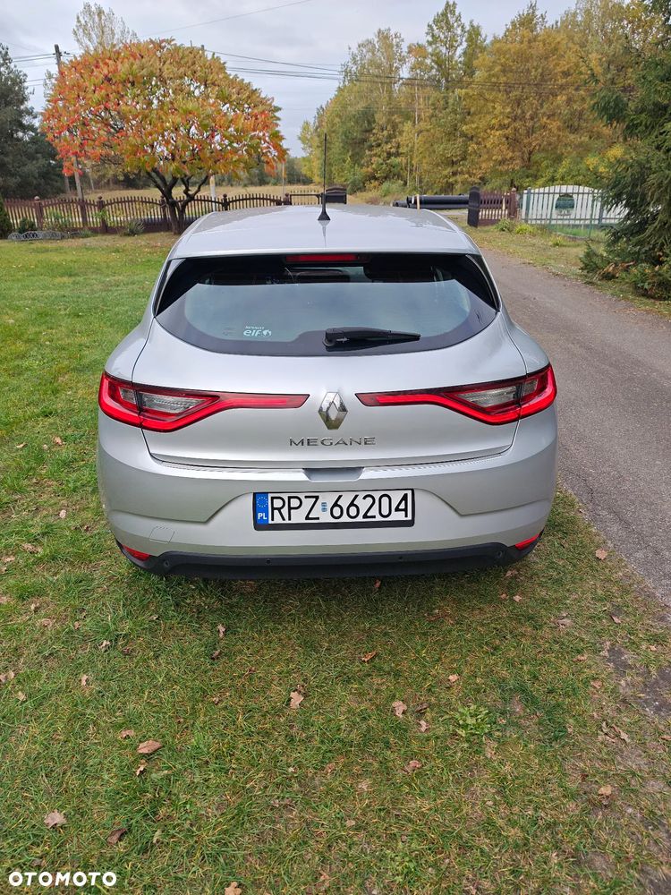 Renault Megane - 11