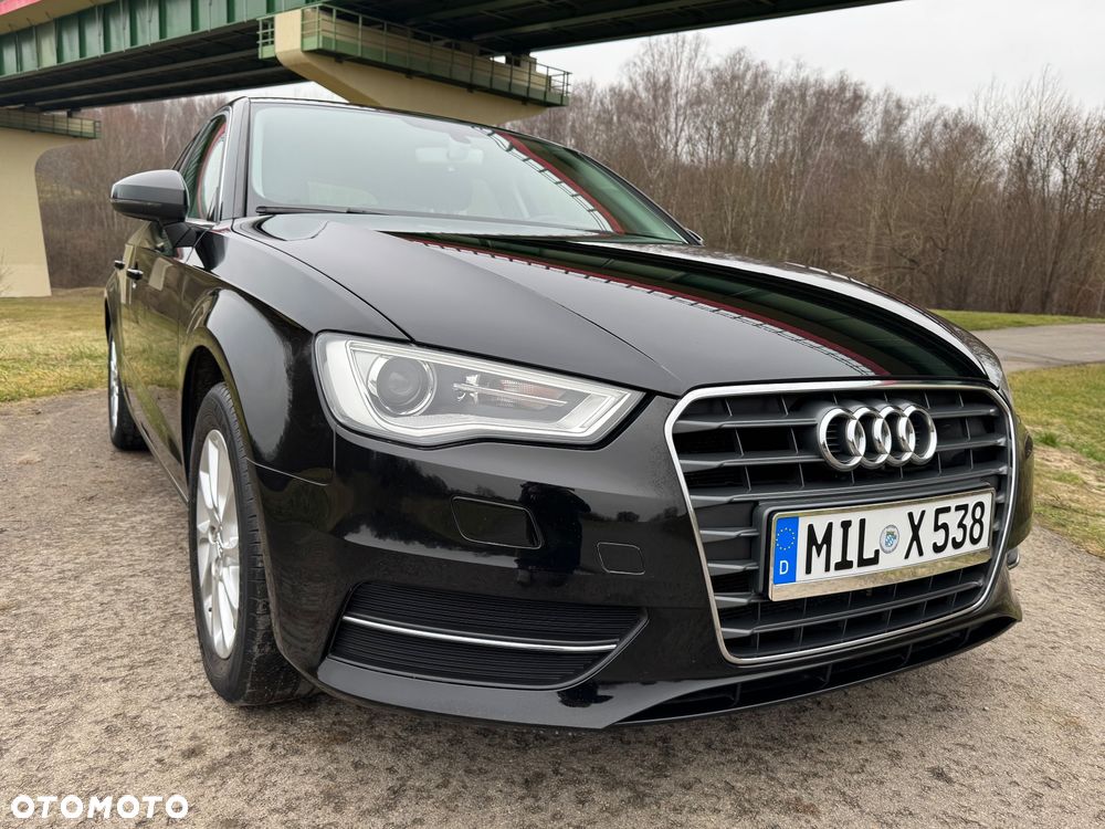 Audi A3 Sportback 1.4 TFSI Ambiente - 24