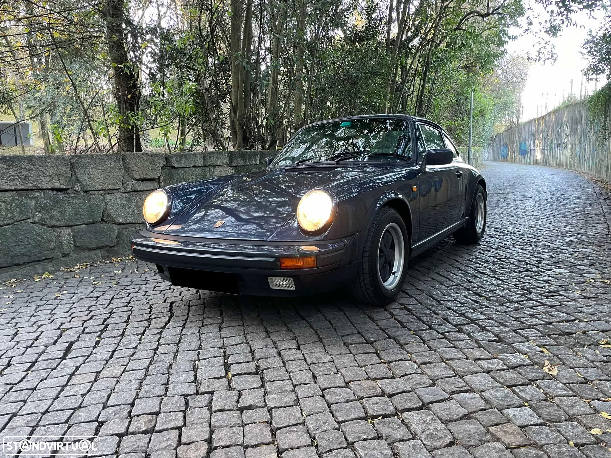 Porsche 911 Série G - 21