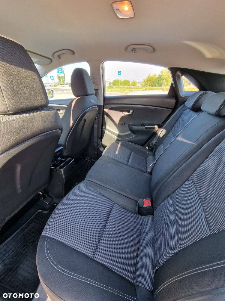 Hyundai i30 1.4 Classic + - 6