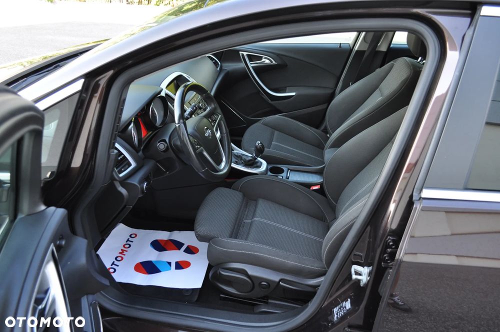 Opel Astra 1.4 Turbo - 13
