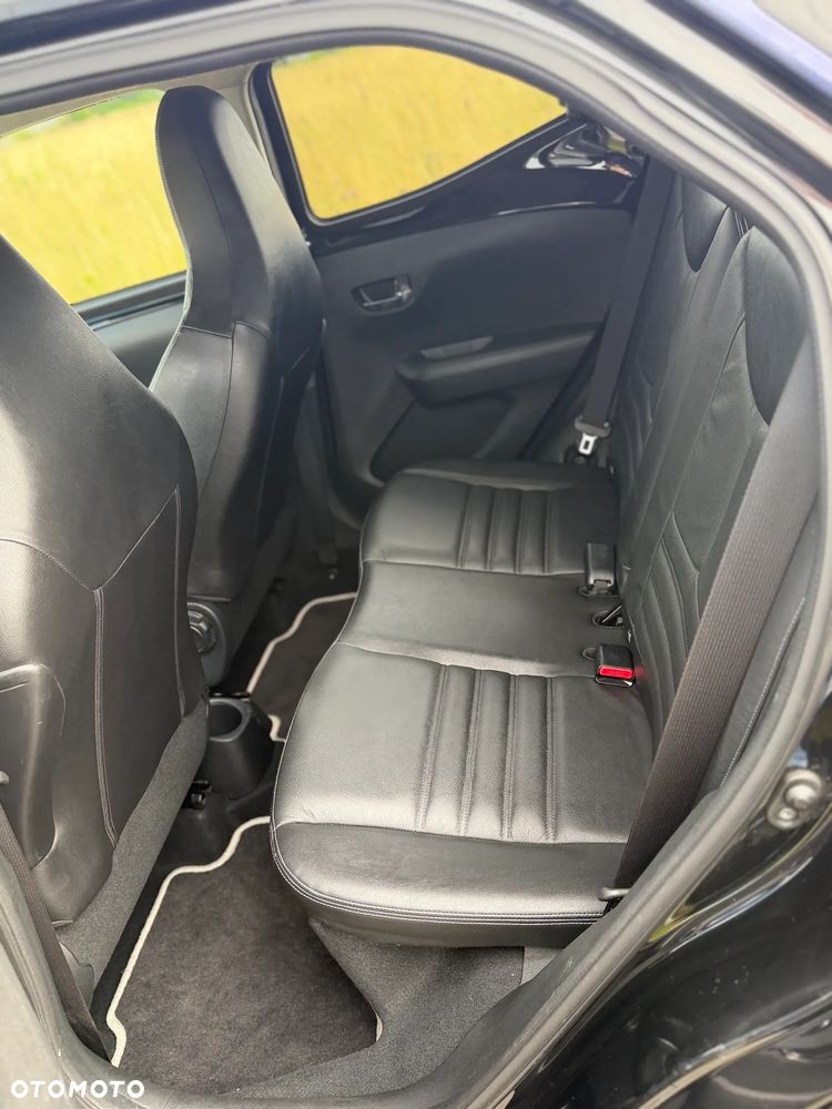 Toyota Aygo x-clusiv - 14