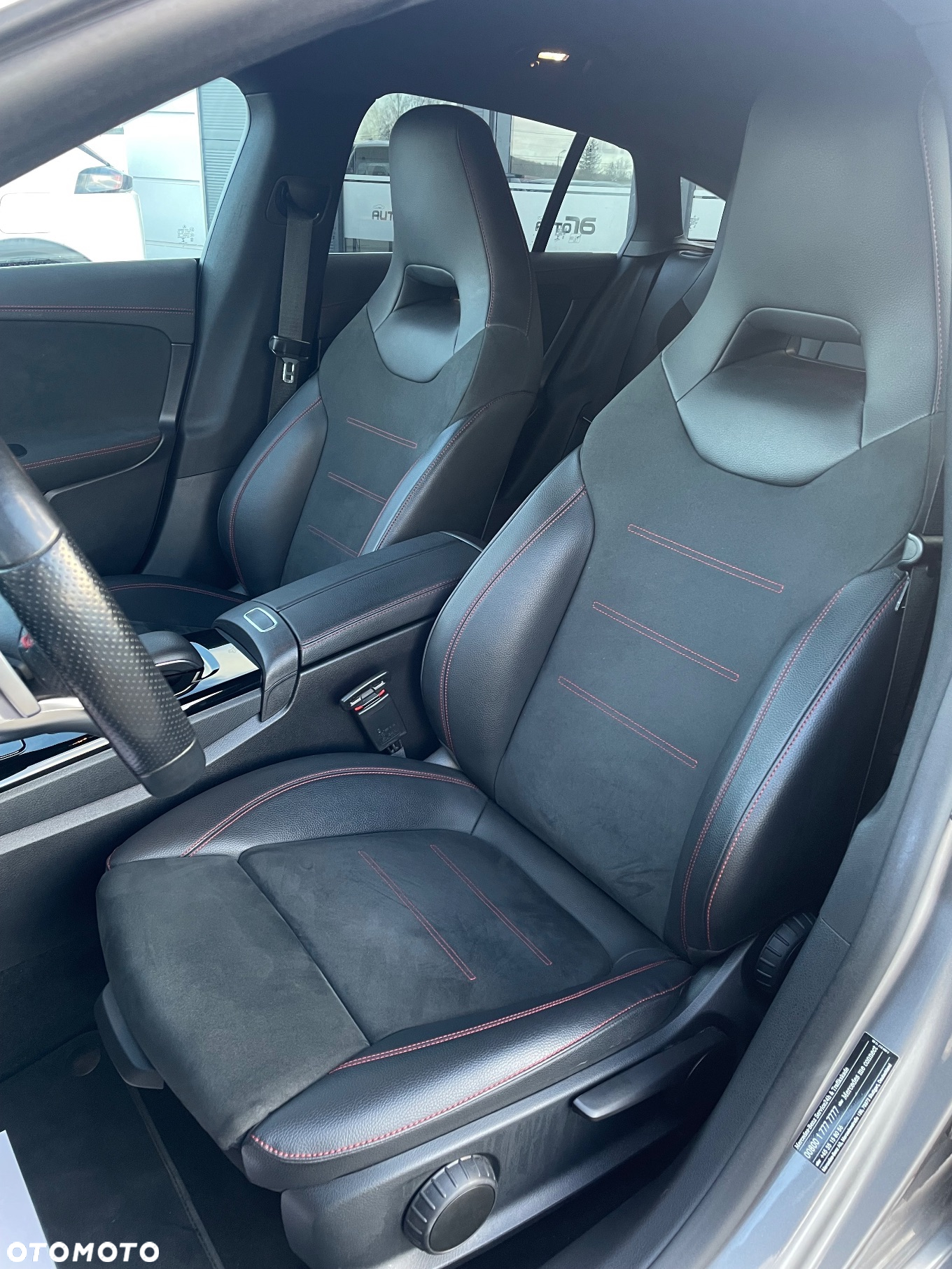 Mercedes-Benz CLA 220 d AMG Line 8G-DCT - 29