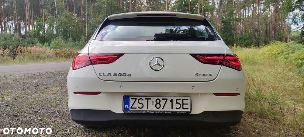 Mercedes-Benz CLA 200 d 4-Matic 8G-DCT - 12