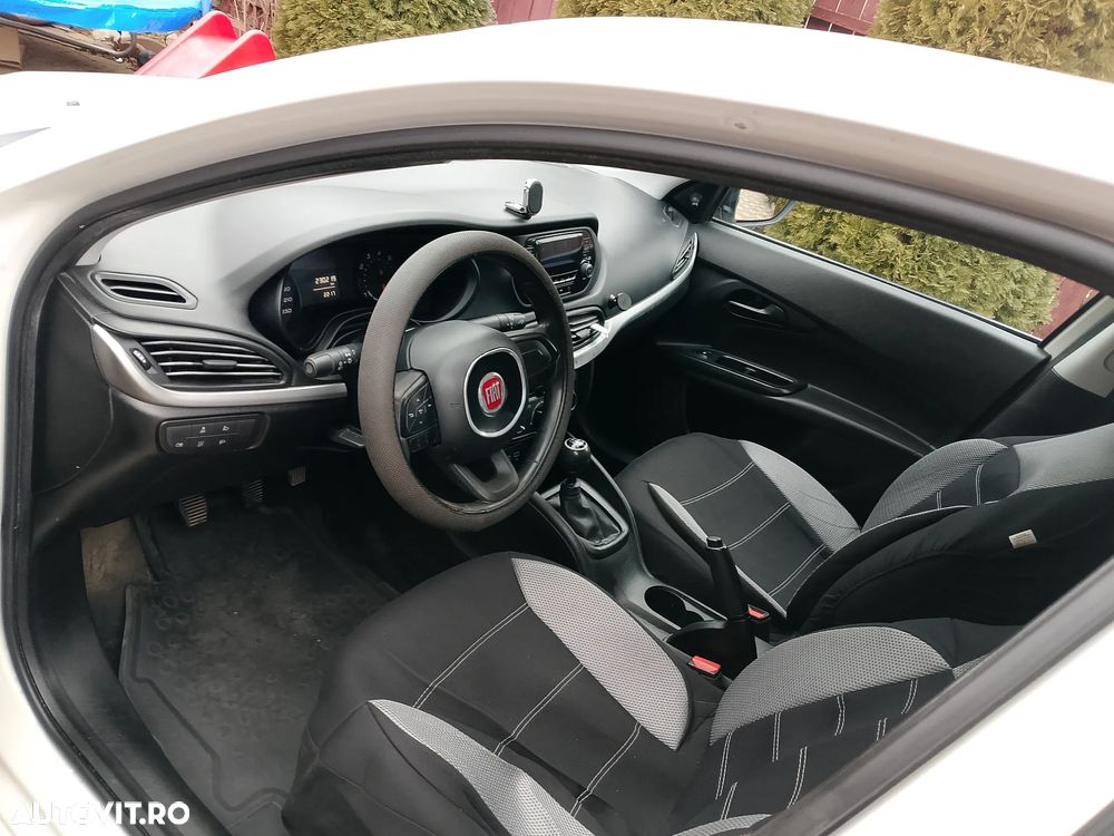 Fiat Tipo 1.4 Easy - 5