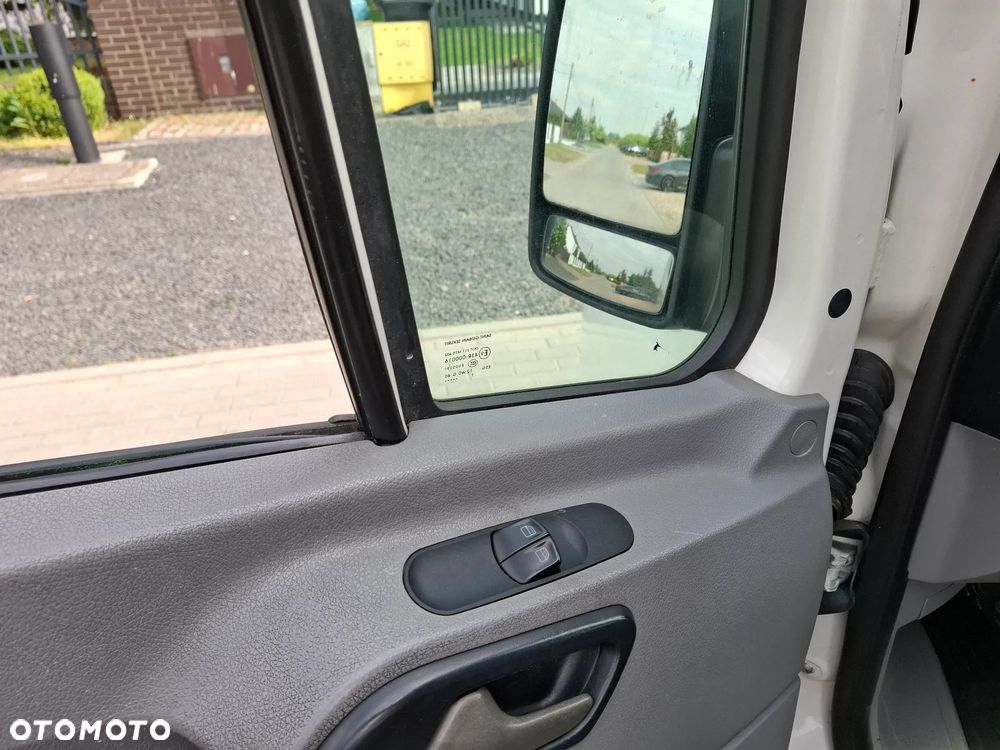 Volkswagen Crafter - 16