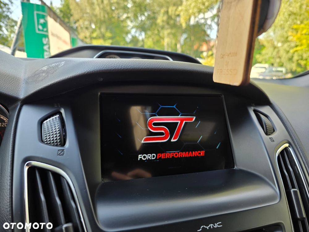 Ford Focus ST2 - 16