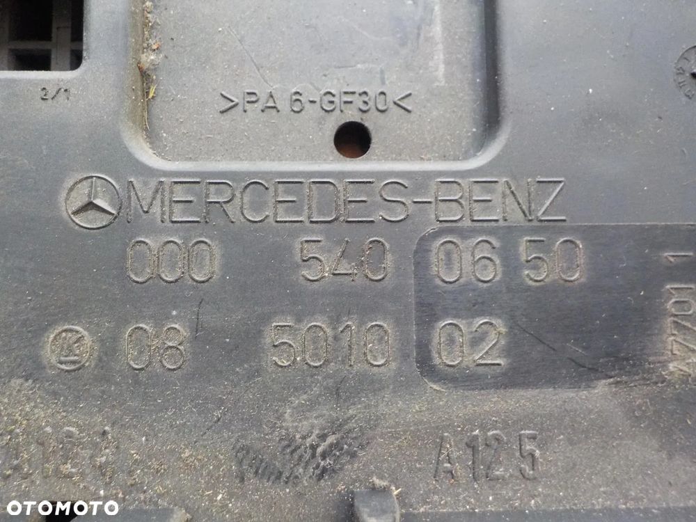 VW LT 96- SKRZYNKA KASETA BEZPIECZNIKÓW 0005400650 - 2