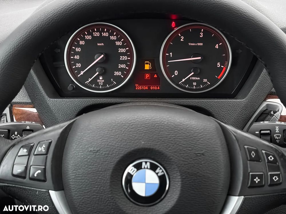 BMW X5 xDrive35d - 13