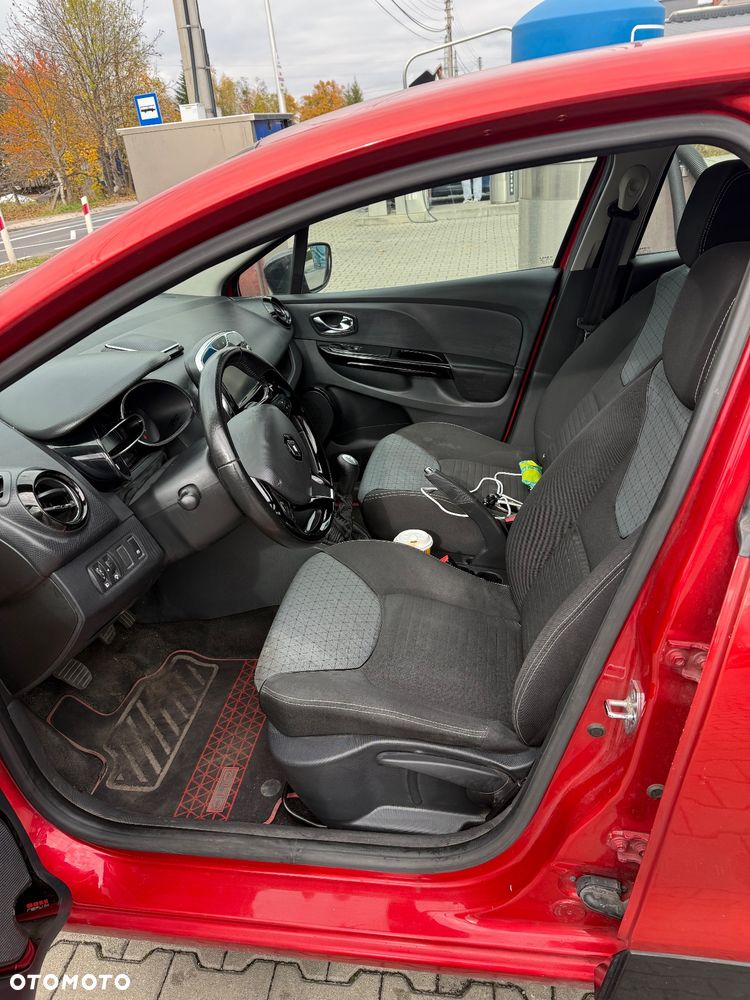 Renault Clio - 7