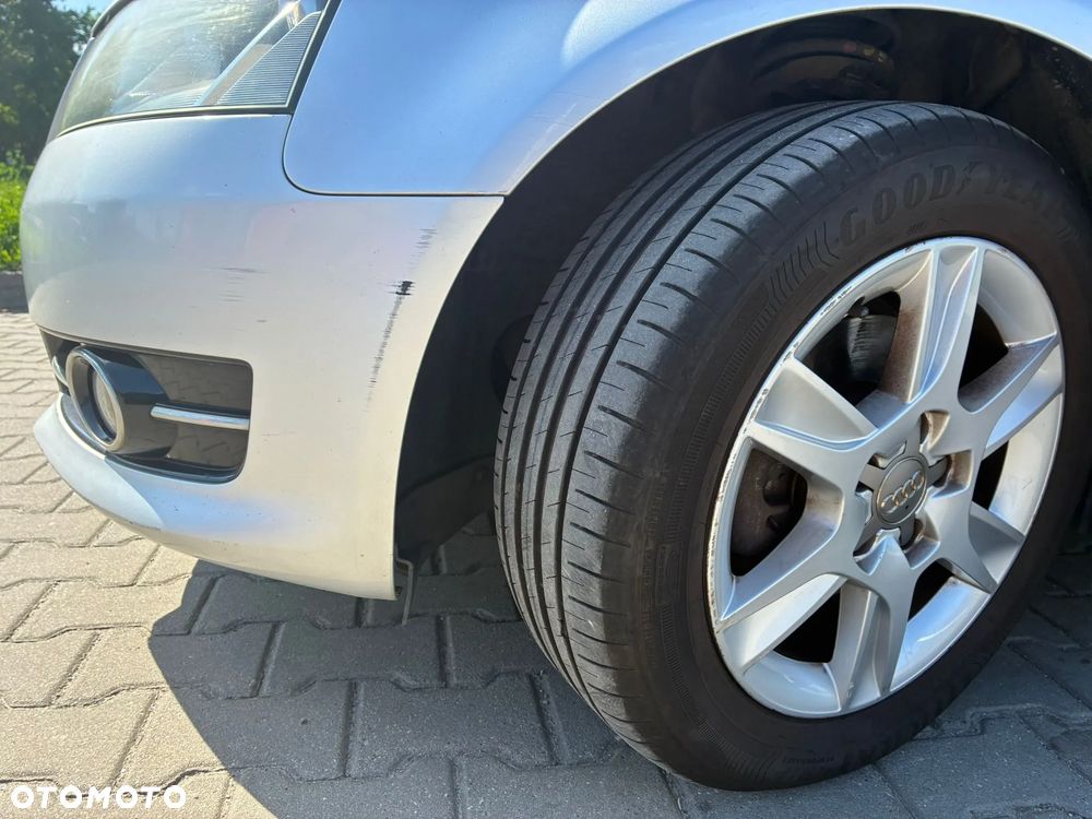 Audi A3 Sportback 2.0 TDI DPF Ambiente - 12