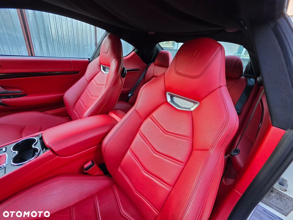 Maserati GranTurismo - 28