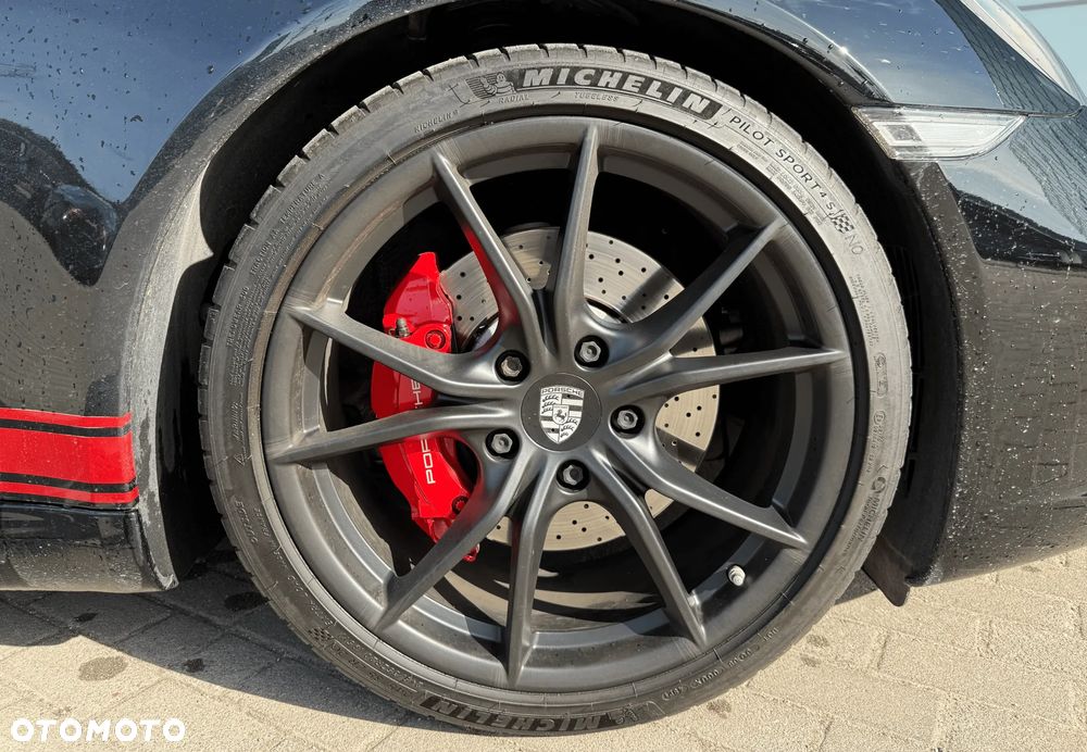 Porsche 911 Carrera S PDK - 12