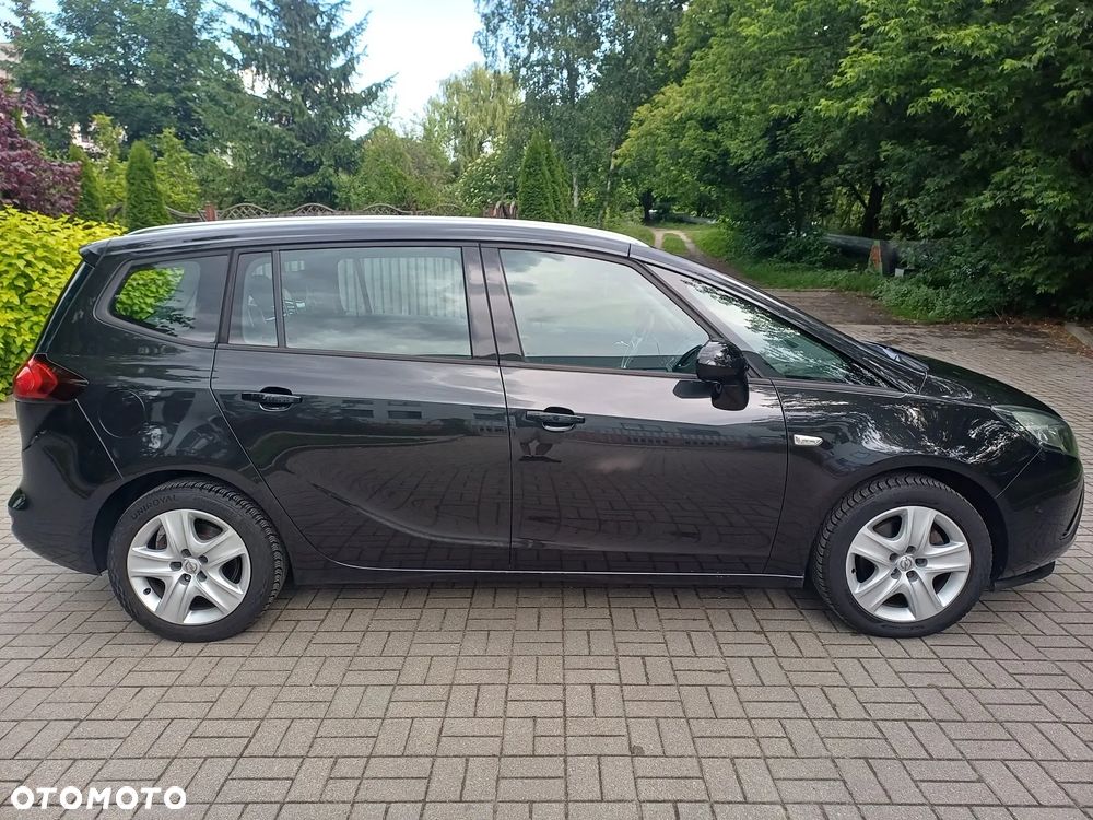 Opel Zafira - 17