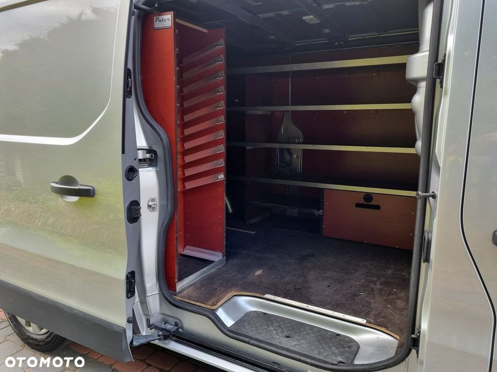 Renault Trafic Grand 2.0 dCi EDC - 7