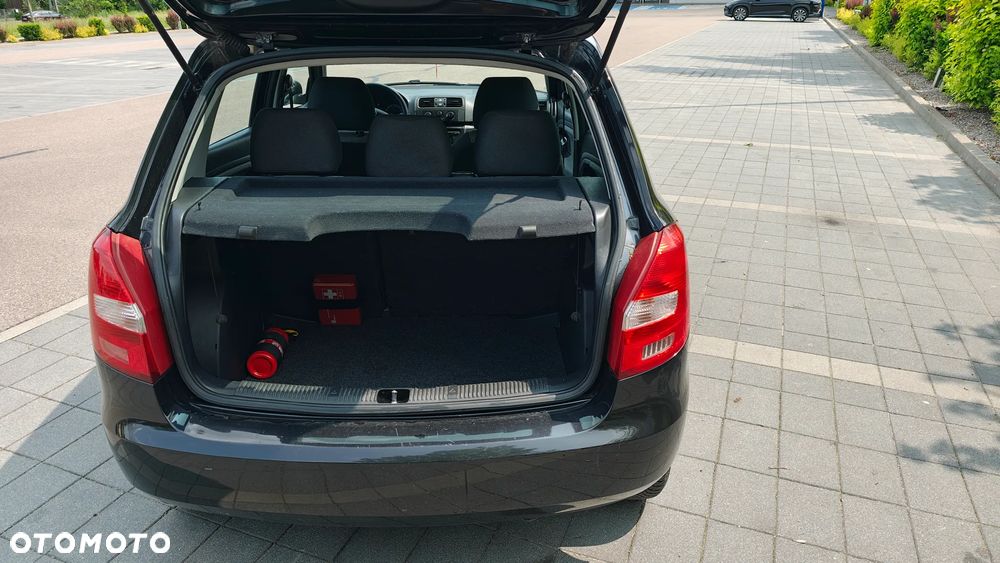 Skoda Fabia 1.2 HTP - 10