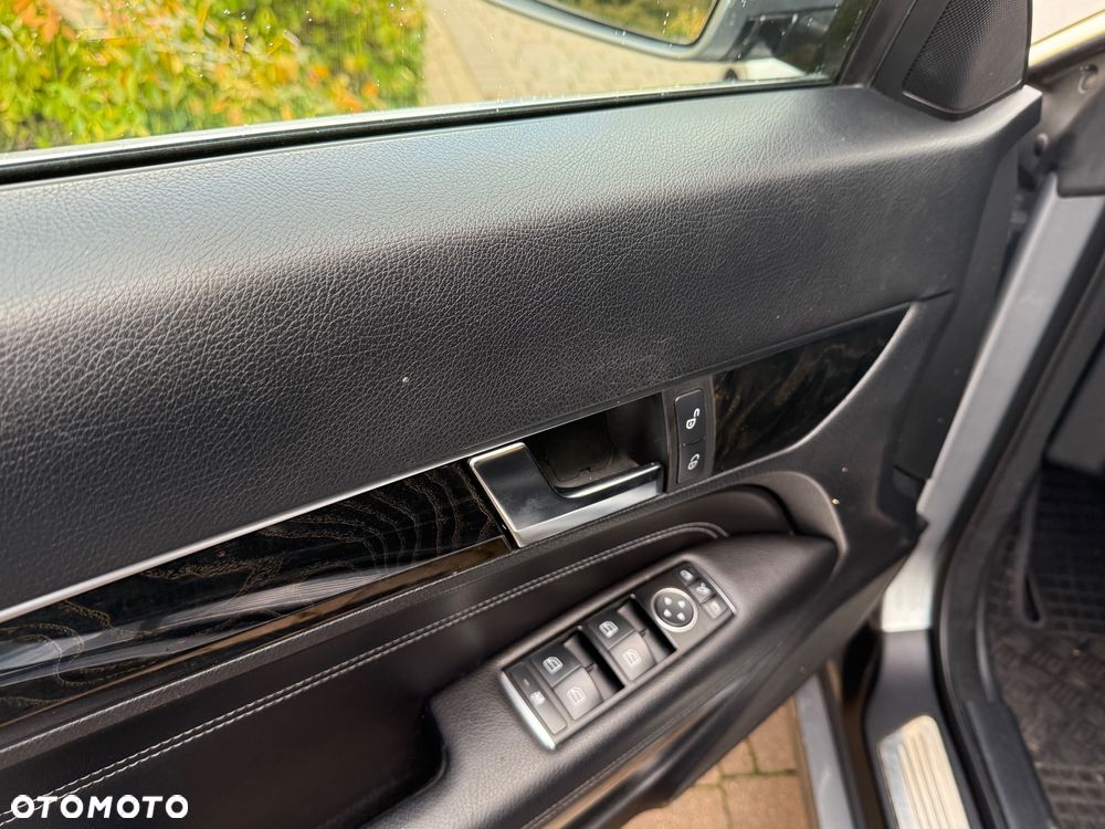 Mercedes-Benz Klasa E 220 CDI DPF BlueEFFICIENCY 7G-TRONIC Elegance - 18