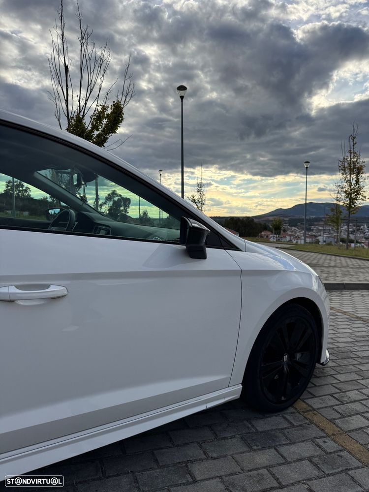 SEAT Leon 2.0 TDI DPF FR - 5