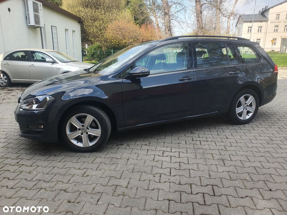 Volkswagen Golf 1.6 TDI BlueMotion Technology Lounge - 21