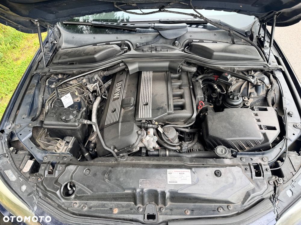 BMW Seria 5 520i - 13
