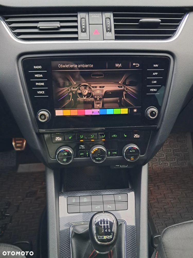 Skoda Octavia 2.0 TSI RS 230 - 9