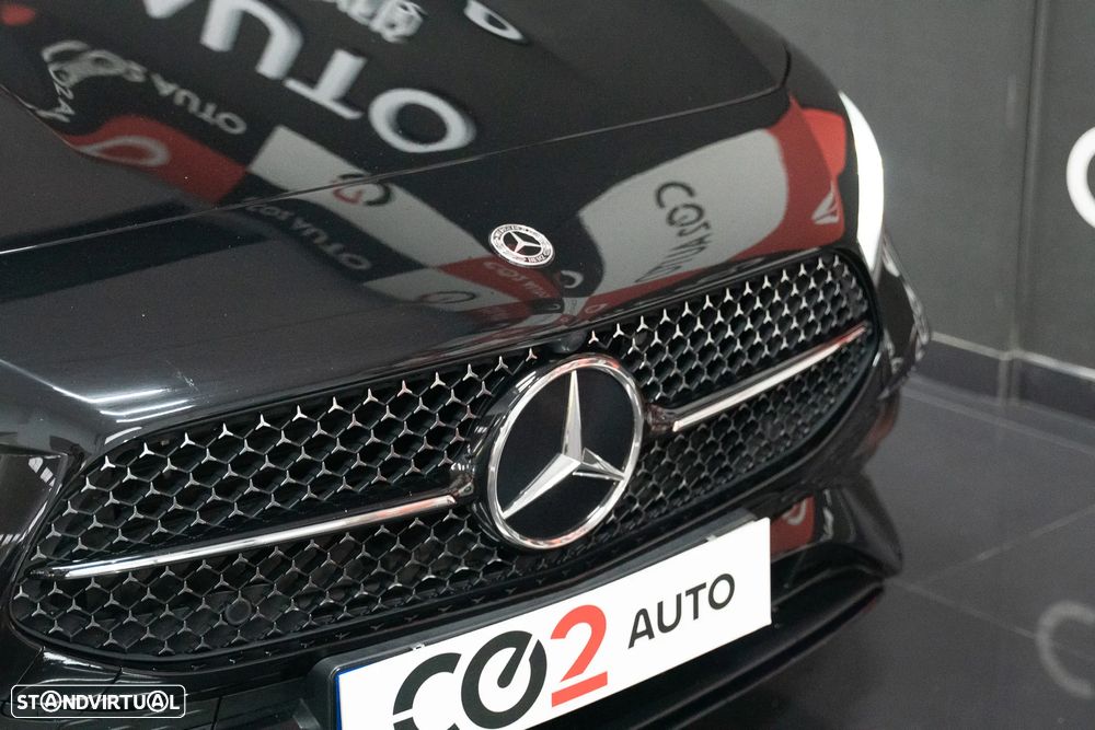 Mercedes-Benz A 250 Limousine e AMG Line - 3
