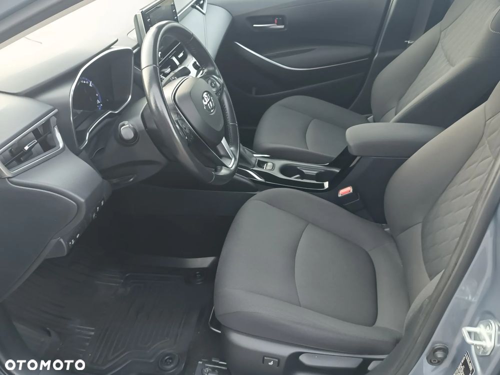 Toyota Corolla 1.8 Hybrid Comfort - 22