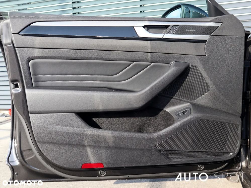 Volkswagen Arteon 2.0 TDI 4Motion R-Line DSG - 11
