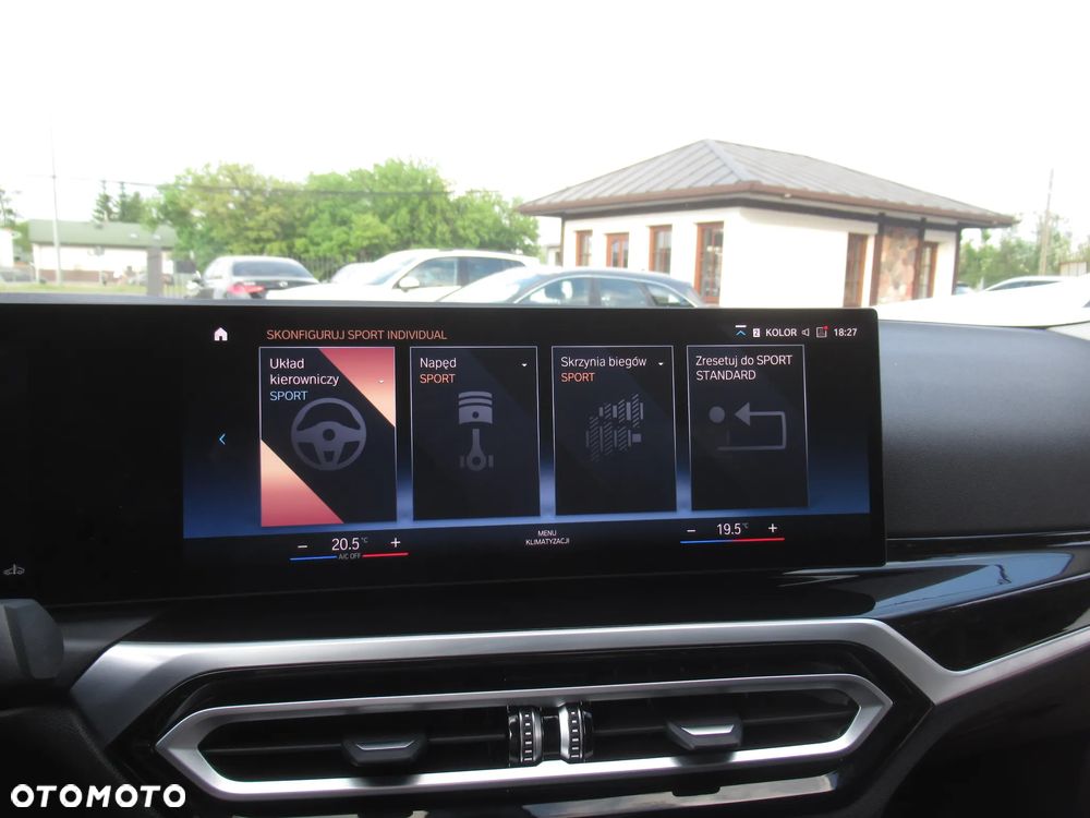 BMW Seria 3 318i - 28
