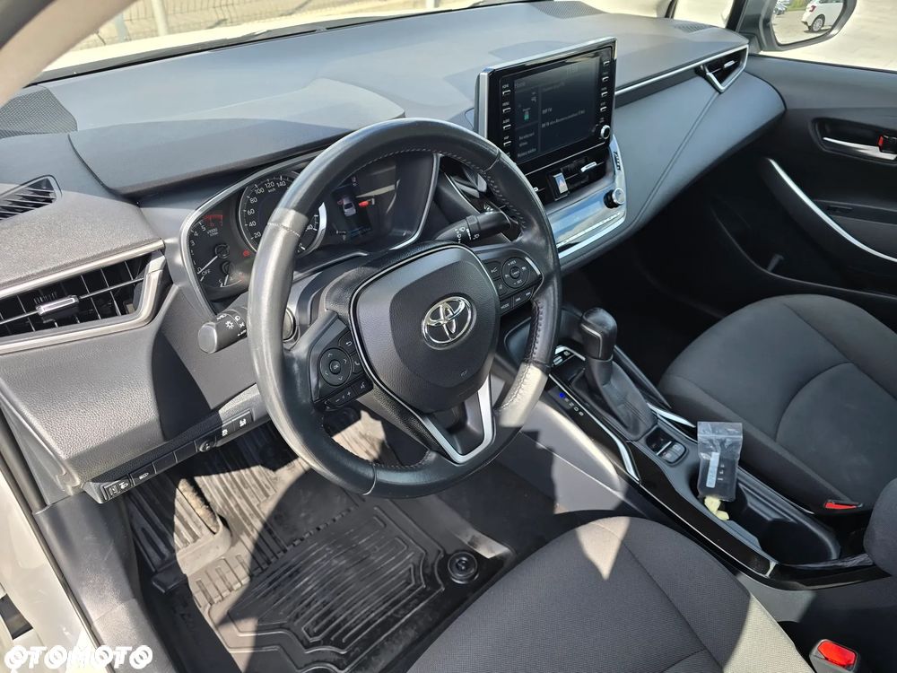 Toyota Corolla - 27